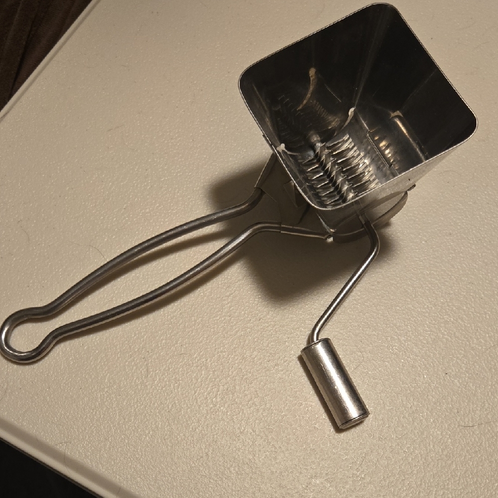 Hand held Rotary mill